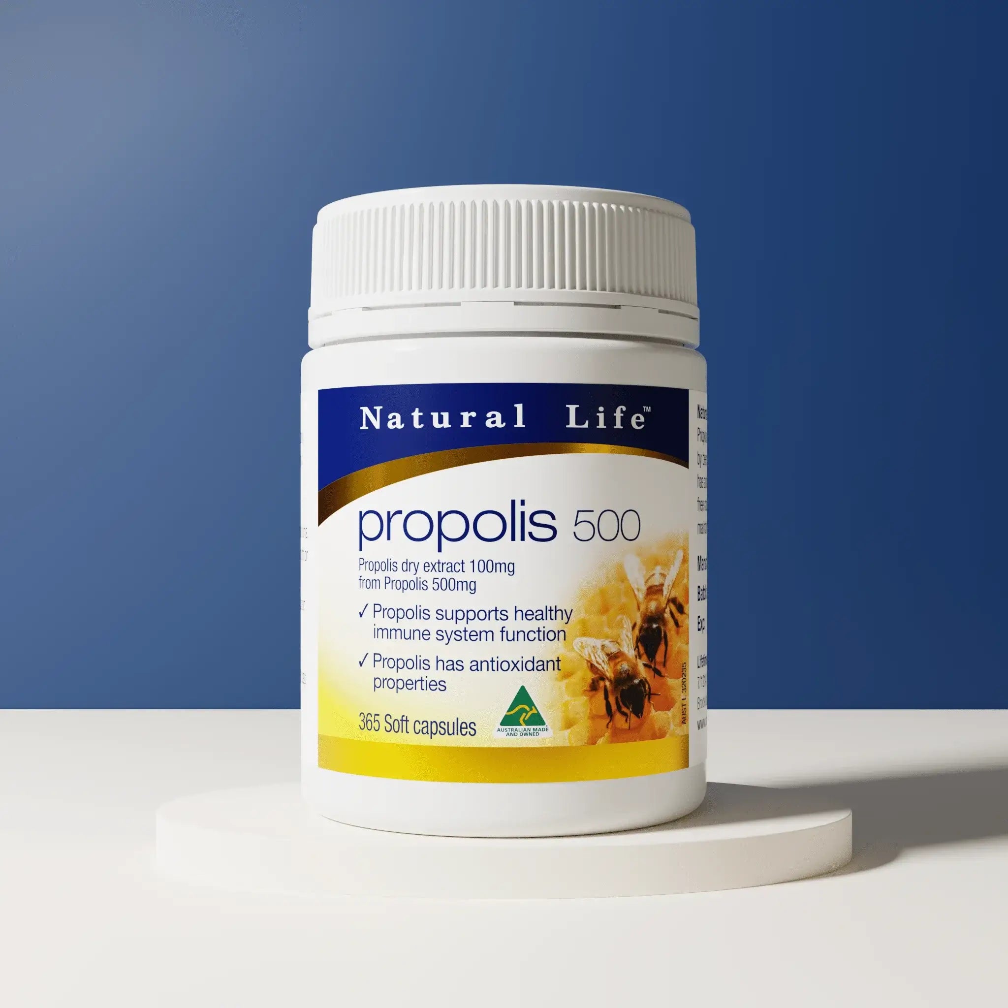 Natural Life Propolis 500mg capsules, a dietary supplement with 60 capsules, showcasing the product bottle with label.